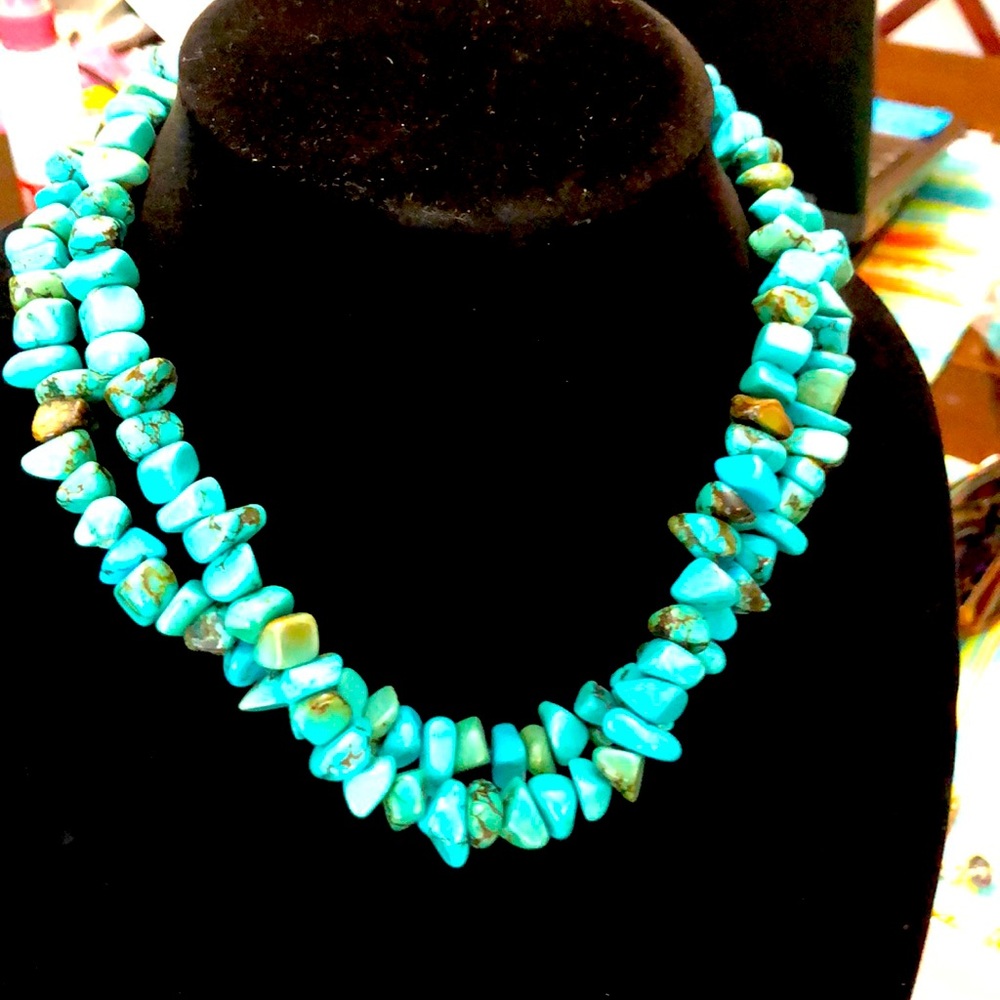 🐠Beautiful double strand turquoise necklace